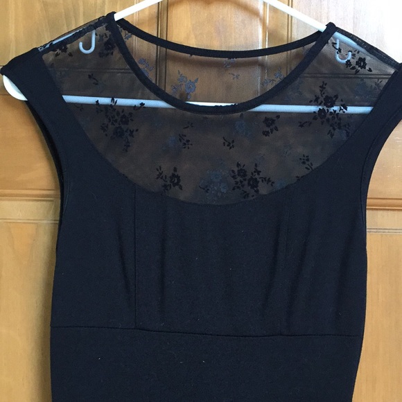 Forever 21 floral sheer-back little black dress - Picture 2 of 5
